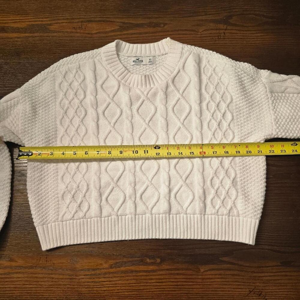 Hollister White Cable Knit Sweater - Picture 8 of 9